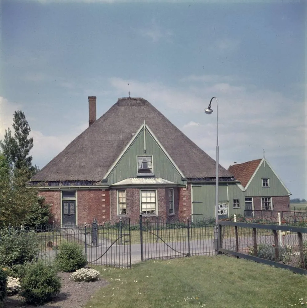 Venhuizen: Overzicht voorzijde - Venhuizen - 20379691 - RCE